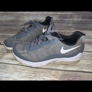 Women’s Nikes